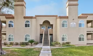 Photo #1: 2693831 Listing