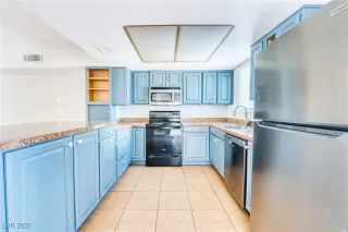 Photo #2: 2693885 Listing 