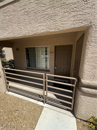 Photo #1: 2693902 Listing 