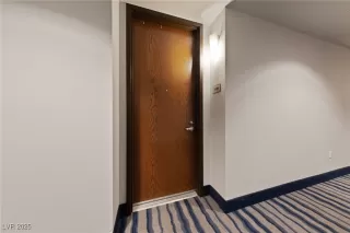 Photo #2: 2693911 Listing 