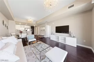 Photo #5: 2693911 Listing 