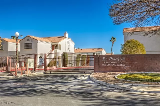 MLS: 2693914 Condo For Sale