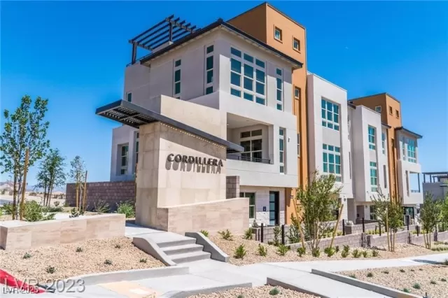 MLS: 2693924 Condo For Sale