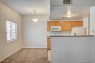 Photo #5: 2693961 Listing 