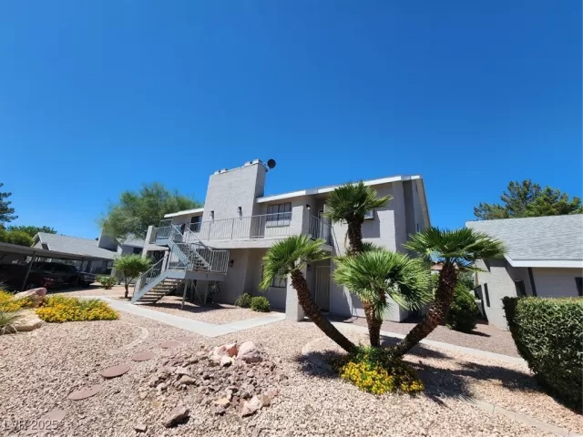 MLS: 2693971 Condo For Sale