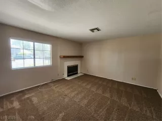 Photo #2: 2693971 Listing 