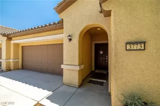 Photo #2: 2693995 Listing 