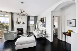 Photo #2: 2693996 Listing 