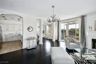 Photo #4: 2693996 Listing 