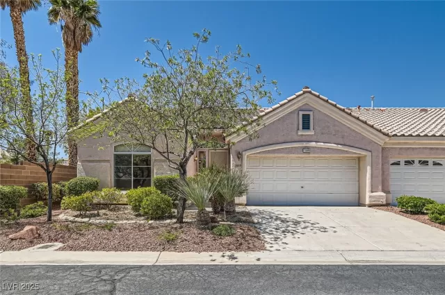 MLS: 2694034 Condo For Sale