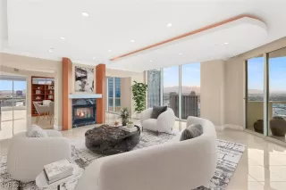 Photo #1: 2694043 Listing 