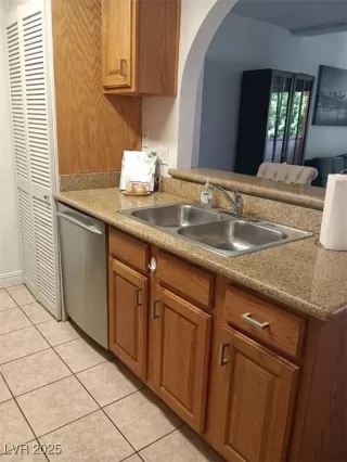 Photo #1: 2694045 Listing