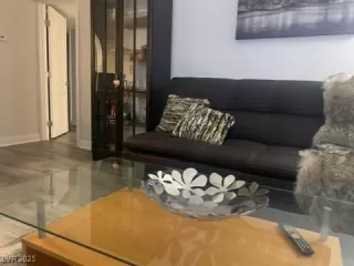 Photo #4: 2694045 Listing