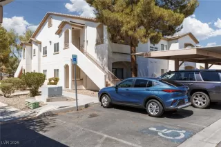 Photo #1: 2694083 Listing 