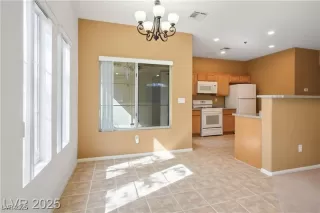 Photo #4: 2694093 Listing 