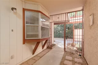 Photo #2: 2694099 Listing 