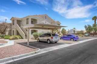 Photo #1: 2694106 Listing