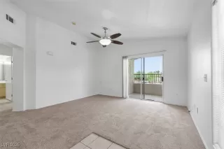 Photo #4: 2694106 Listing