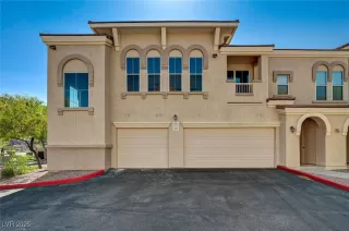 Photo #1: 2694118 Listing