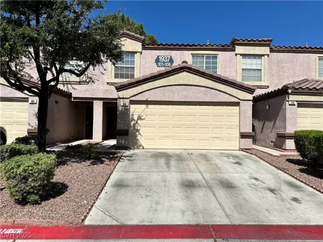 MLS: 2694221 Condo For Sale