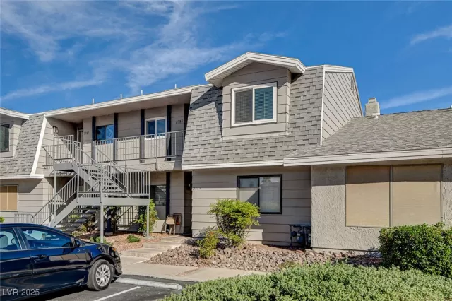 MLS: 2694261 Condo For Sale