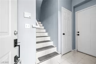 Photo #1: 2694305 Listing