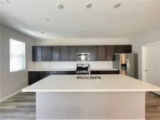 Photo #5: 2694337 Listing 