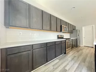 Photo #6: 2694337 Listing 