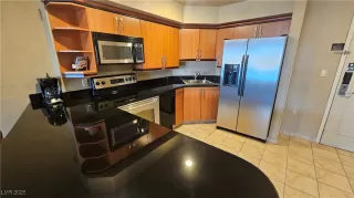 Photo #2: 2694339 Listing 