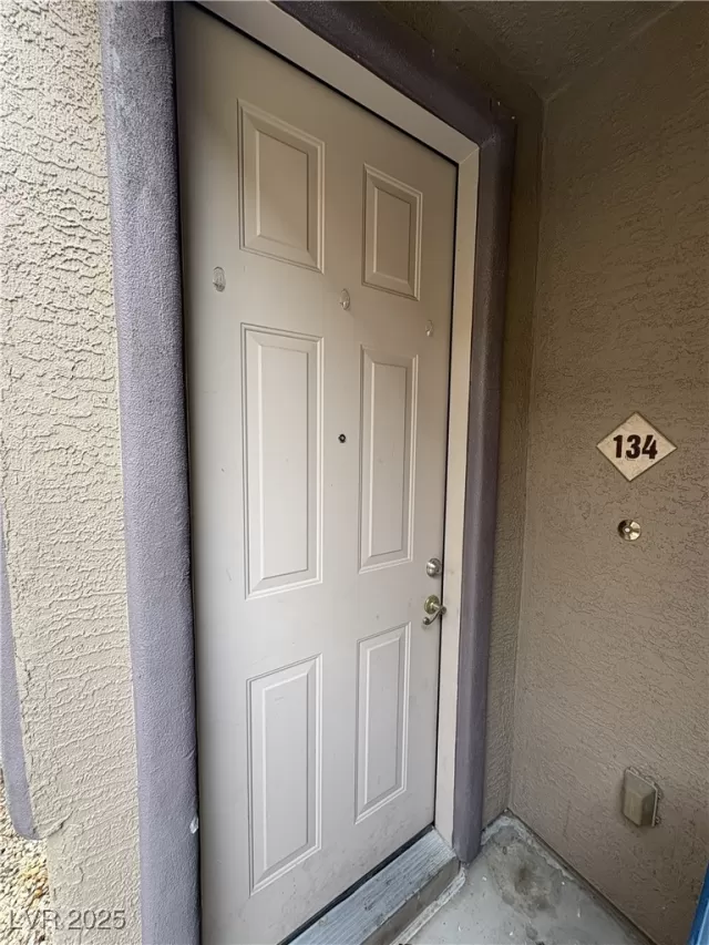 MLS: 2694364 Condo For Sale