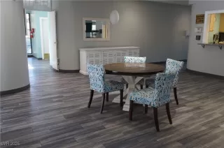 Photo #5: 2694370 Listing