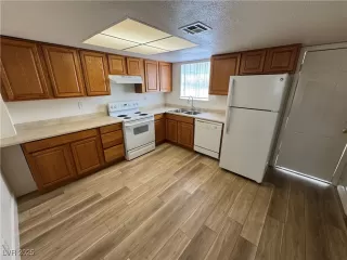 Photo #4: 2694385 Listing