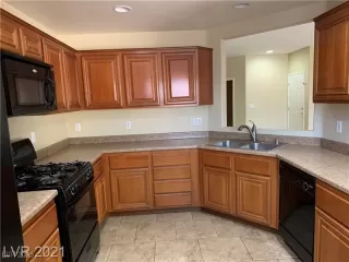 Photo #2: 2694395 Listing