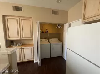 Photo #1: 2694396 Listing 