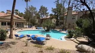 Photo #1: 2694405 Listing