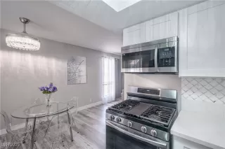 Photo #4: 2694424 Listing