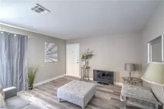 Photo #6: 2694424 Listing