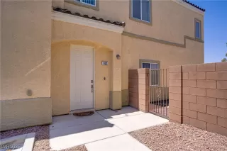 Photo #1: 2694450 Listing