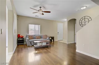 Photo #6: 2694450 Listing