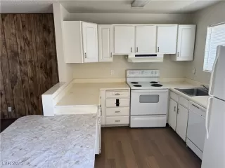 Photo #2: 2694456 Listing 