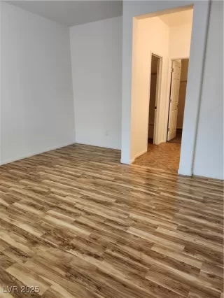 Photo #4: 2694458 Listing