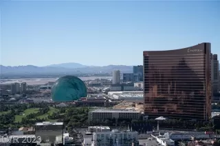 Photo #2: 2694504 Listing 