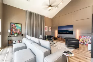 Photo #2: 2694580 Listing 