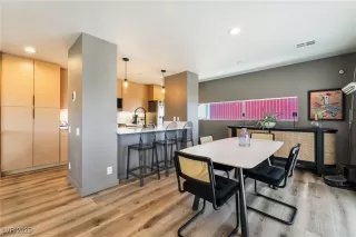 Photo #5: 2694580 Listing 