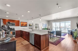 Photo #1: 2694611 Listing