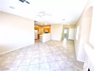Photo #2: 2694615 Listing 