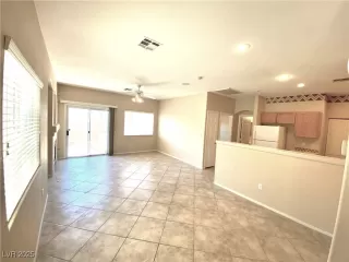Photo #3: 2694615 Listing 