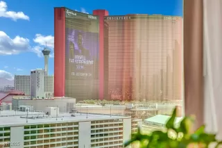 Photo #1: 2694617 Listing 