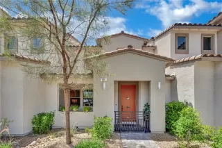 More Details about MLS # 2694628 : 530 SONOMA RANGE STREET