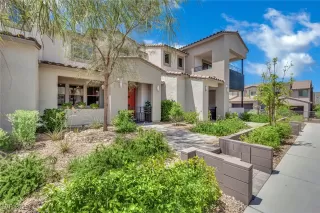 Photo #1: 2694628 Listing 